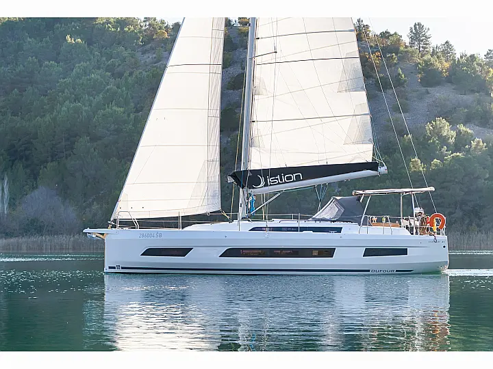 Dufour 41 - External image