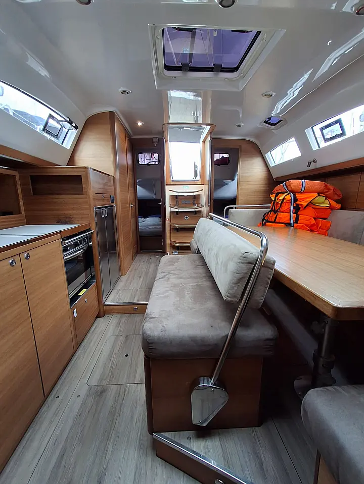 Elan Impression 45 - 