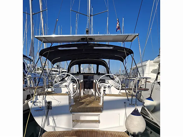 Elan Impression 45 - External image