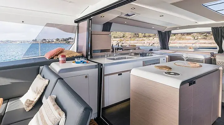 Fountaine Pajot - Aura 51 - 