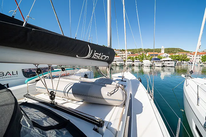 Dufour 430 - 