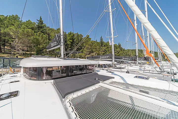 Lagoon 42 A/C & GEN & WM - 