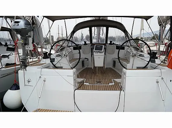 Sun Odyssey 449