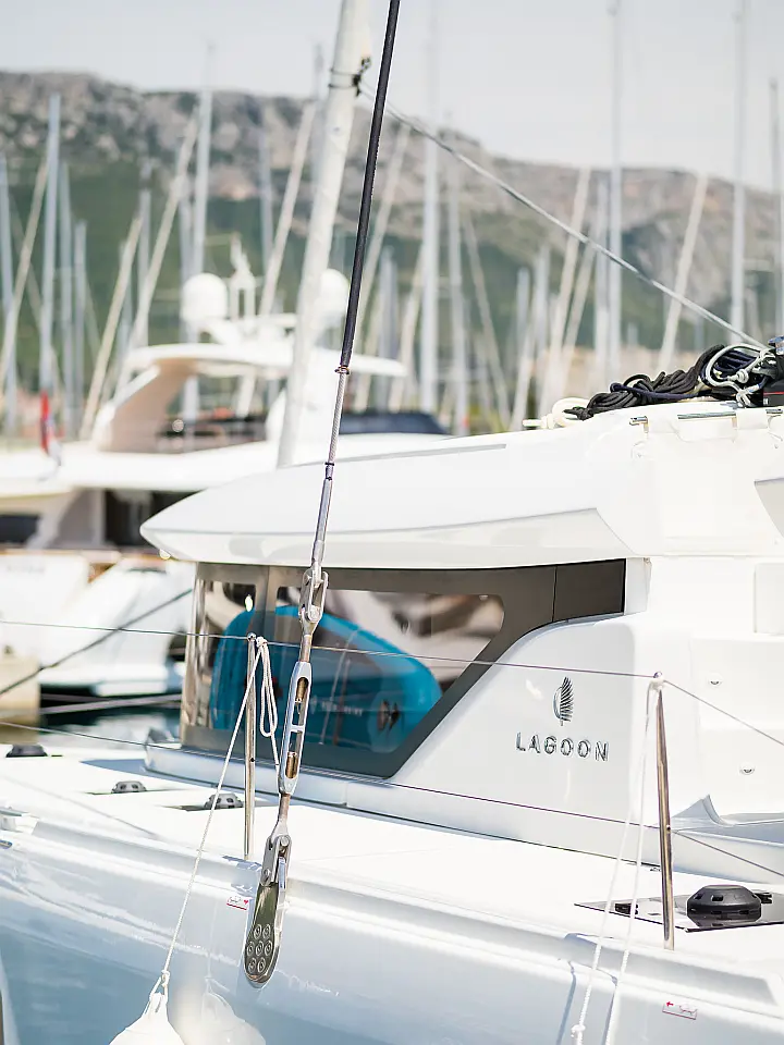 Lagoon 46  - 