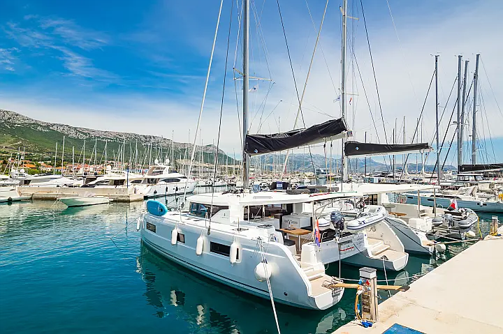 Lagoon 46  - 