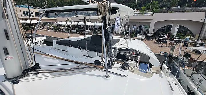 Lagoon 46 - 