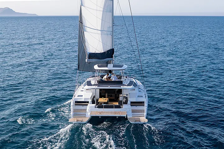 Lagoon 51 (4+1) - 