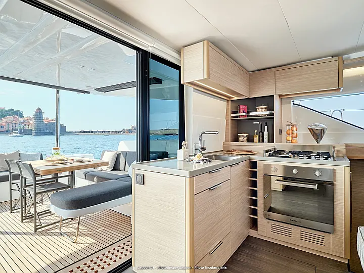 Lagoon 51 (4+1) - 