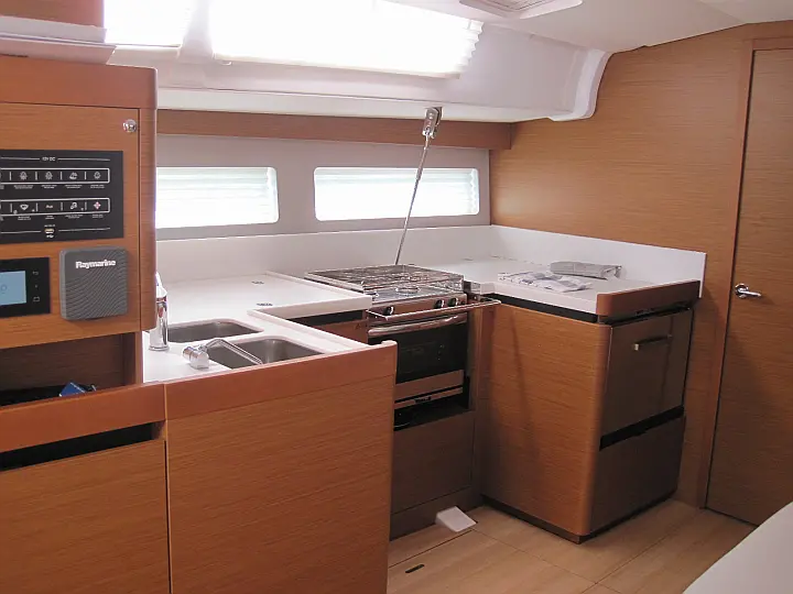 Sun Odyssey 490 - 