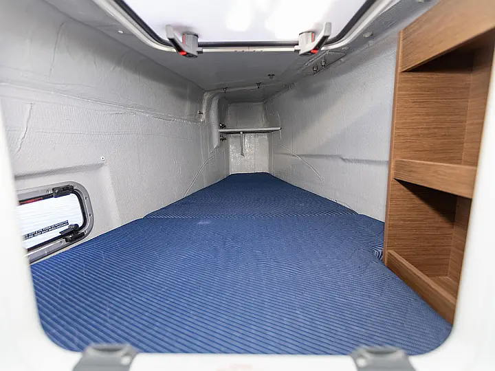 Lagoon 40 - Skipper cabin