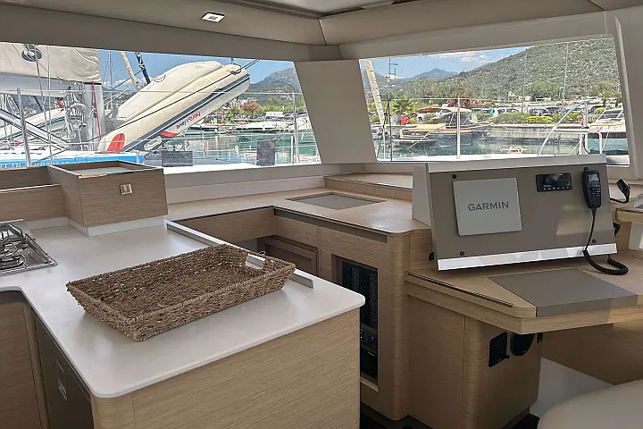 Fountaine Pajot Astrea 42 - 