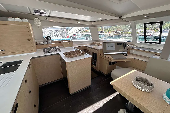 Fountaine Pajot Astrea 42 - 