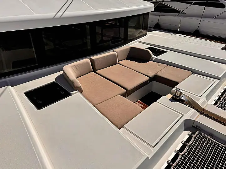 Lagoon 52F - 