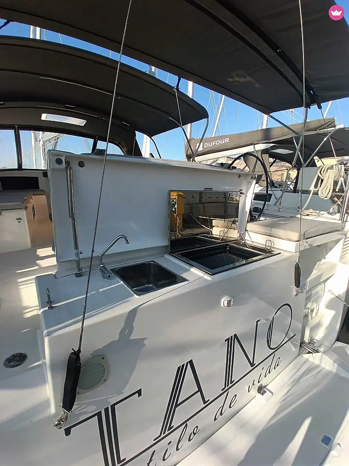 Dufour 530 - 