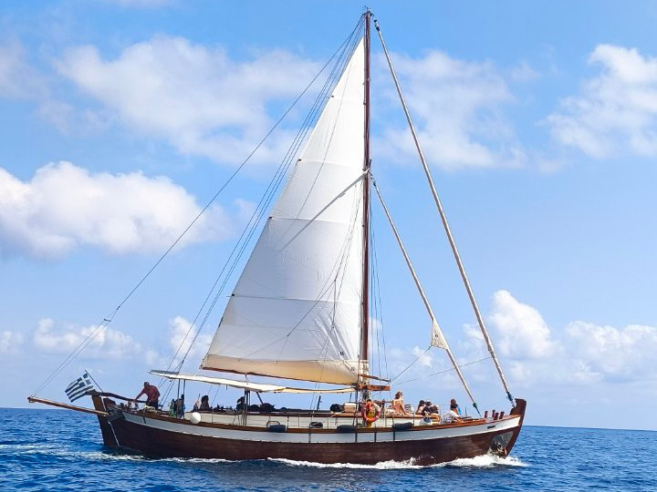 Trehantiri - External image