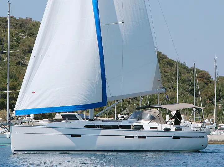 Bavaria Cruiser 46 - External image