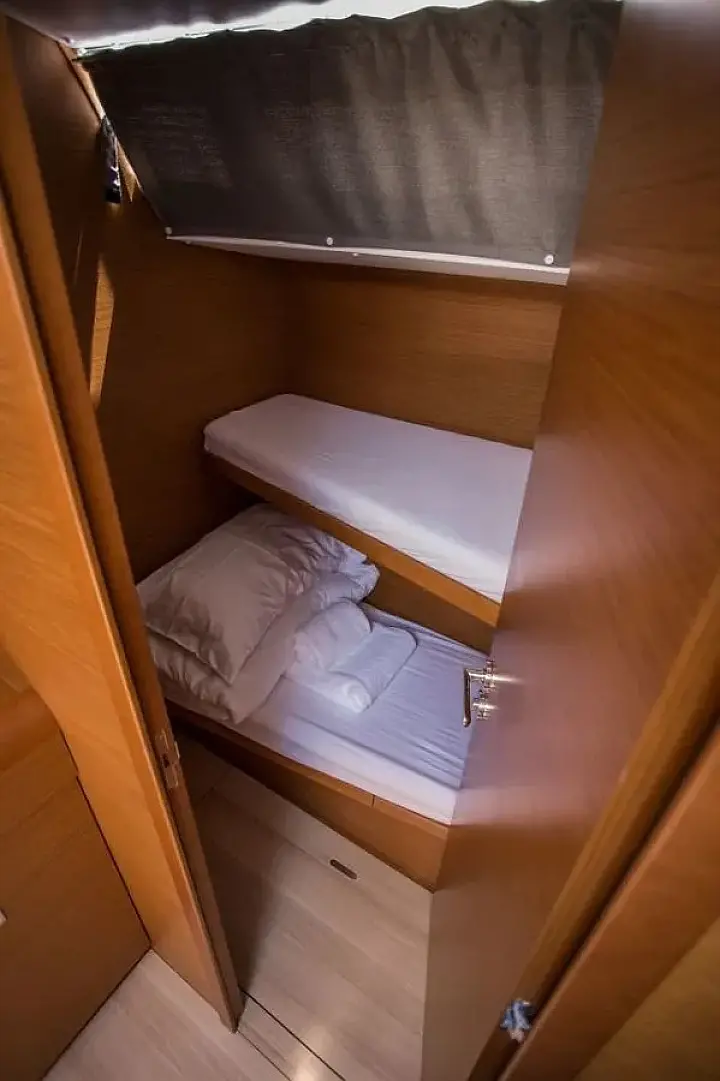 Sun Odyssey 519 - 