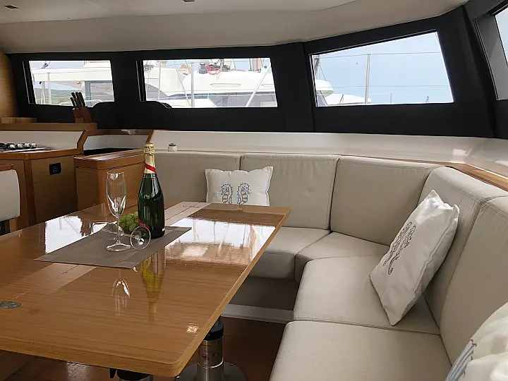 Dufour Catamaran 48 - 