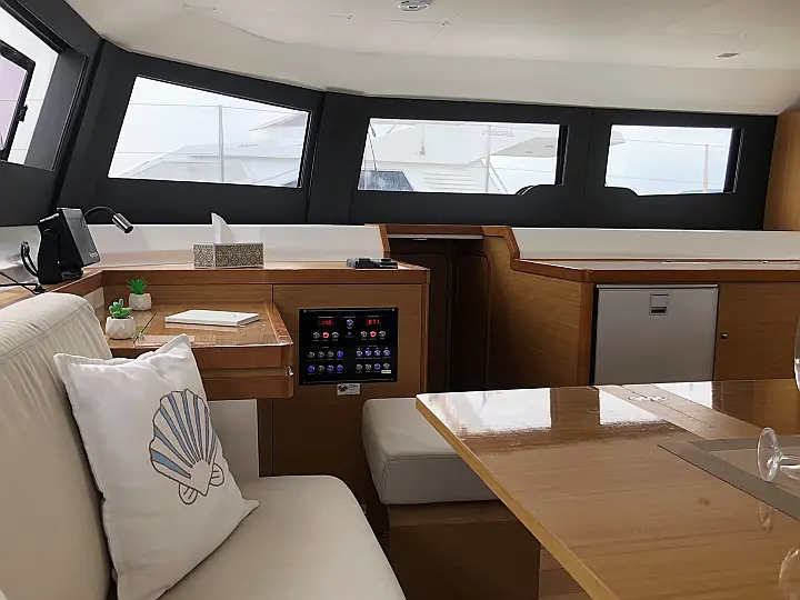 Dufour Catamaran 48 - 