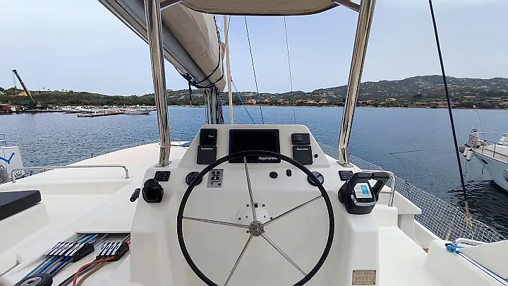 Dufour Catamaran 48 - 