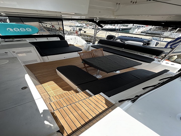 Lagoon 46 (LUXURY Equipped, SKIPPERED only) - 