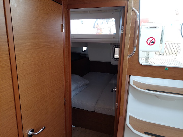 Sun Odyssey 440 (possible to be converted to 3 cabins) - 