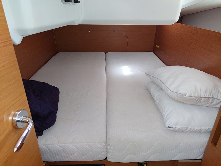 Sun Odyssey 440 (possible to be converted to 3 cabins) - 