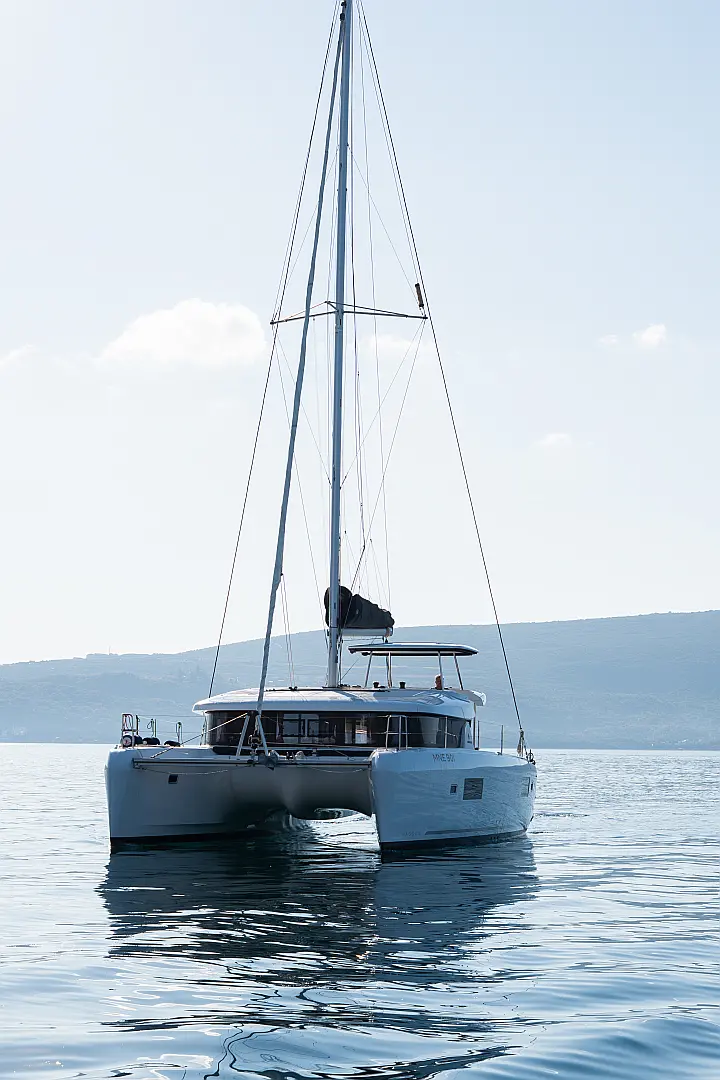 Lagoon 42 - 