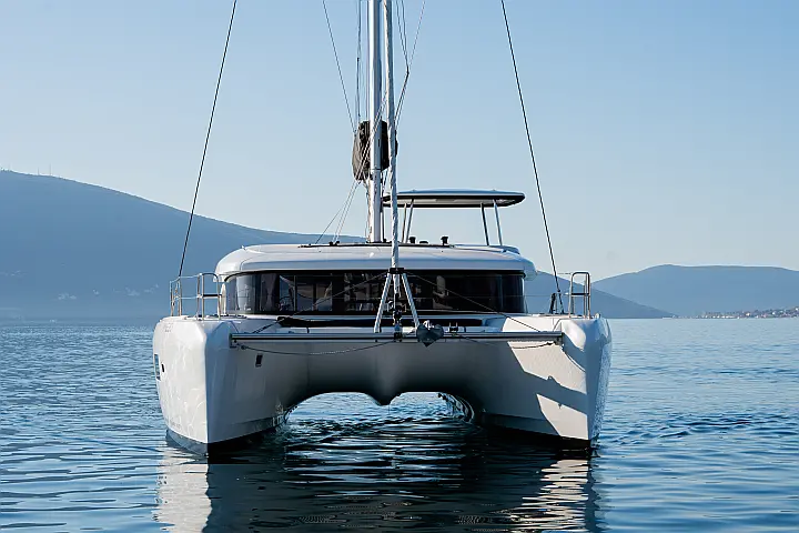 Lagoon 42 - 