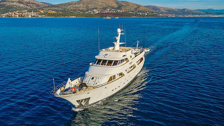 Benetti Classic 115 - 