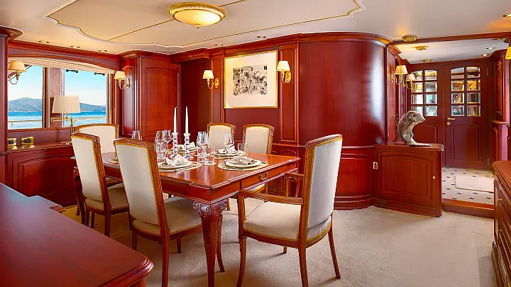 Benetti Classic 115 - 