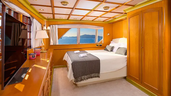 Benetti Classic 115 - 