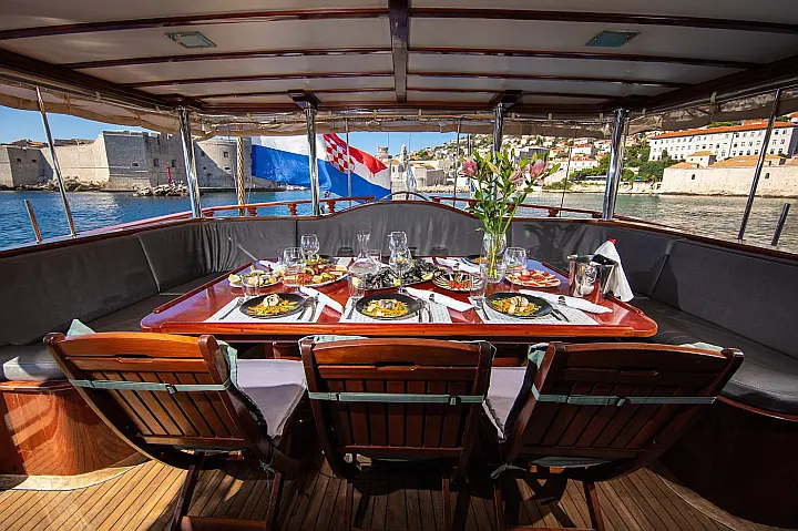 Gulet Phoenix Bronze - 