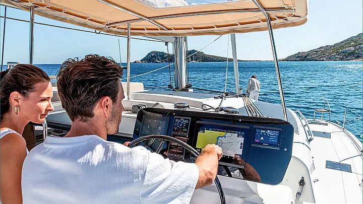 Fountaine Pajot New 44 - 