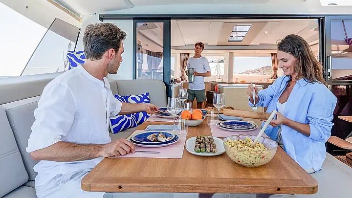 Fountaine Pajot New 44 - 