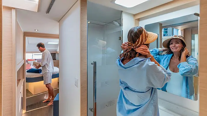 Fountaine Pajot New 44 - 