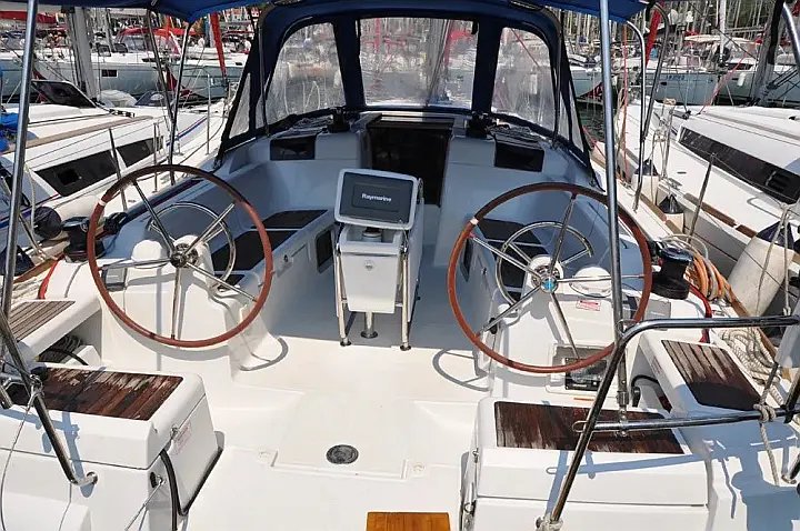 Sun Odyssey 409 - 