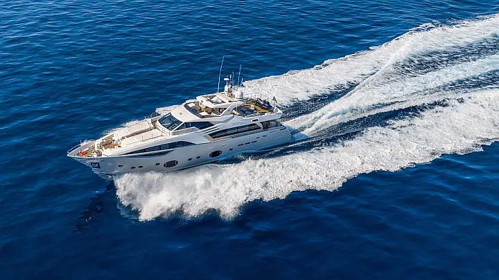 Motoryacht P - 