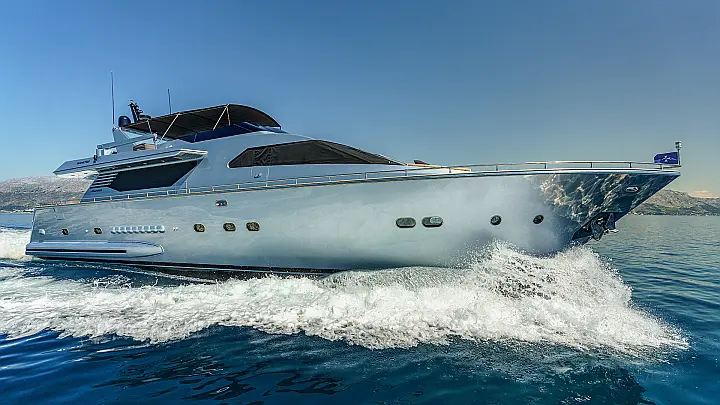 Motoryacht P - 