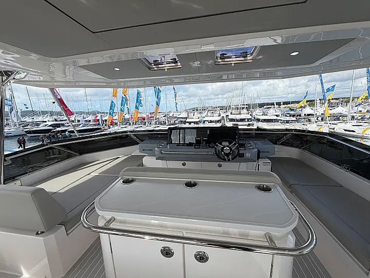 Aquila 50 Yacht - 