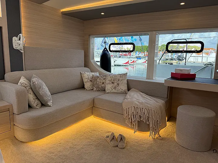 Aquila 50 Yacht - 