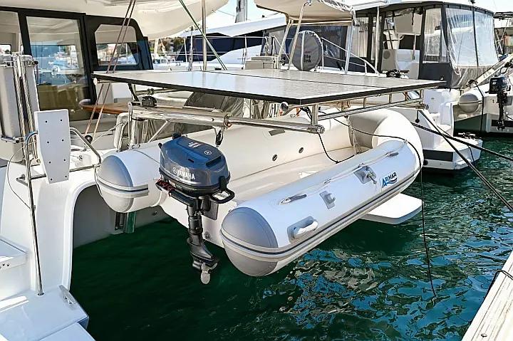 Excess 11 CAT/6 cab - 