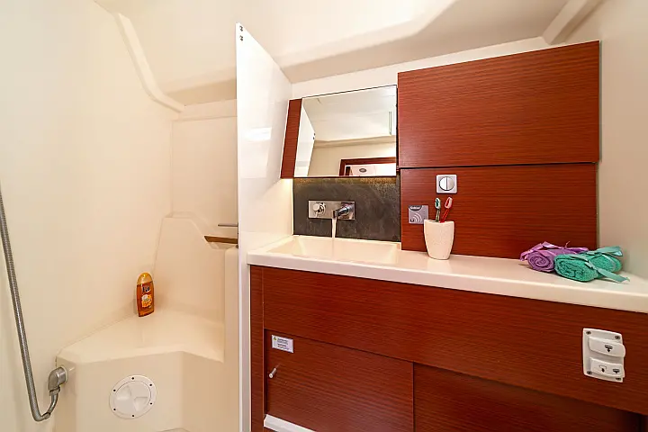 Hanse 458 - 