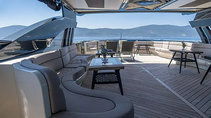 Super Luxury Motor Yacht - 