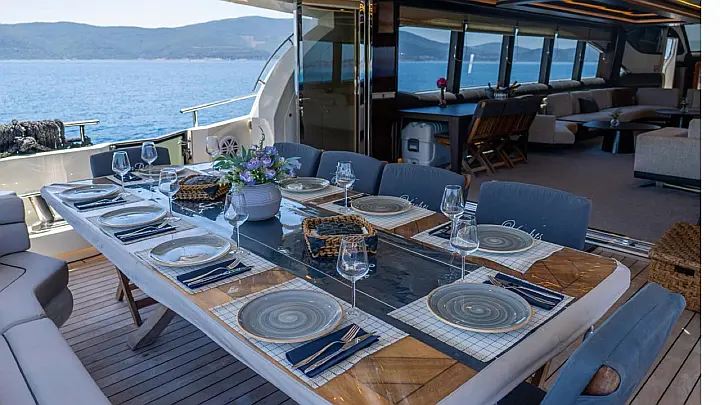 Super Luxury Motor Yacht - 
