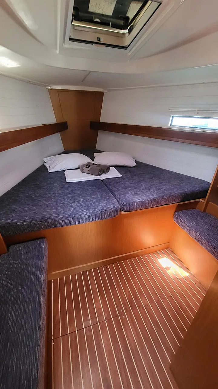 Bavaria Cruiser 36 - 