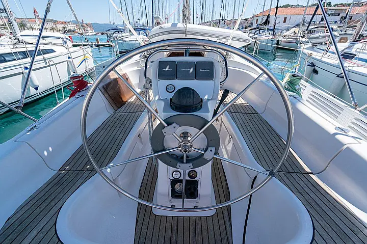 Bavaria 36 Cruiser - 