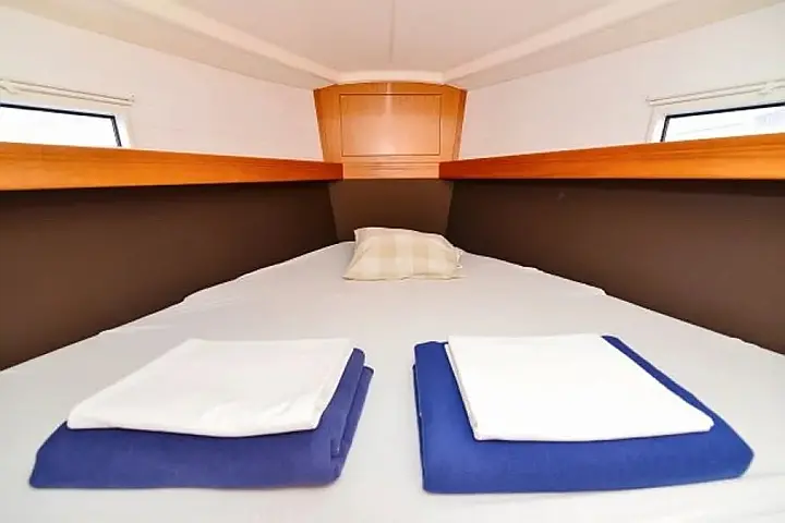 Bavaria Cruiser 37 B - 