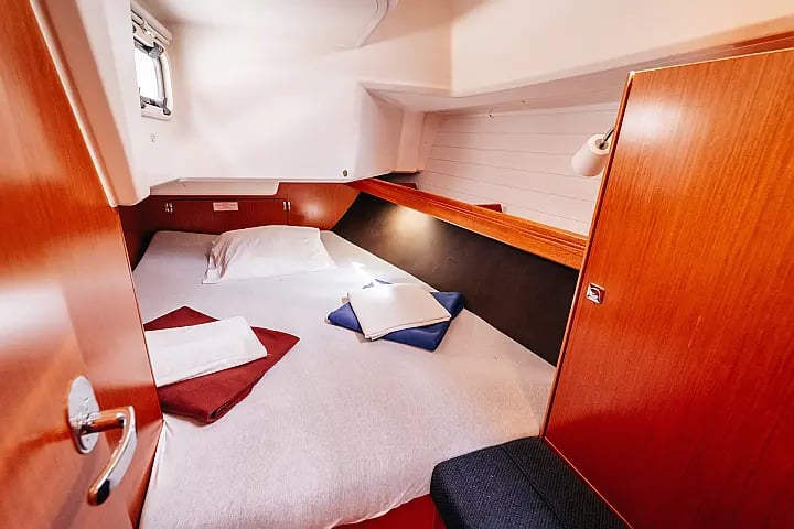 Bavaria Cruiser 37 - 