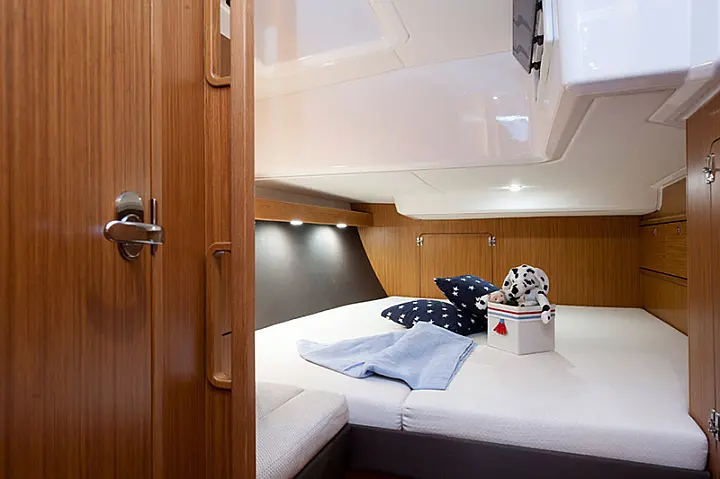Bavaria Cruiser 56 - 